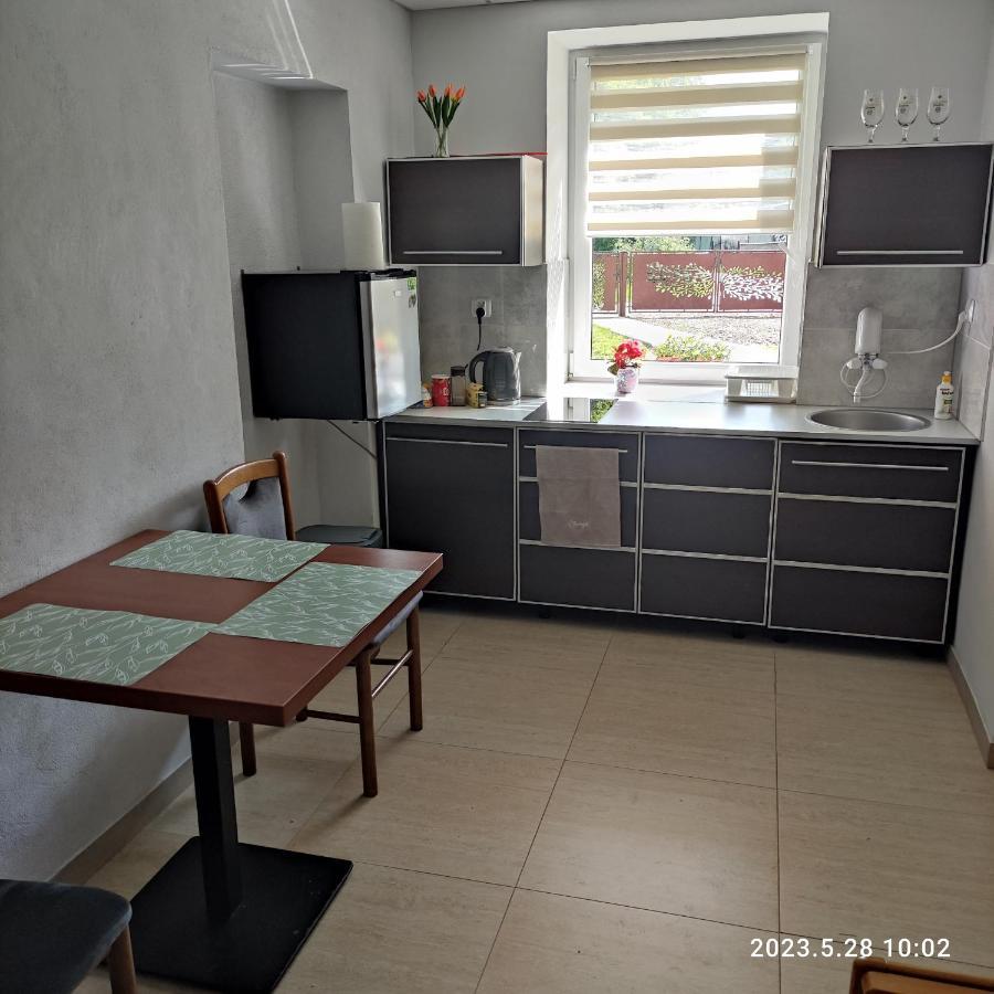 Apartament Pod Lipa クウォツコ エクステリア 写真